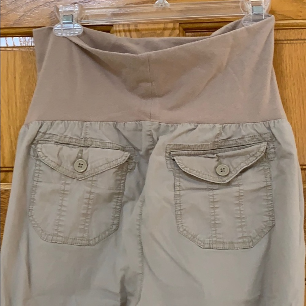 Maternity capris - Picture 3 of 4
